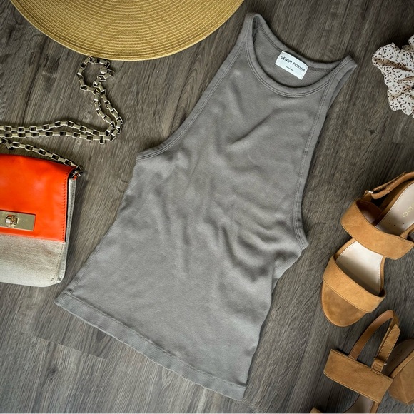 Aritzia Denim Forum Medium The Jane Ribbed Army Green Tank Top - Picture 4 of 6